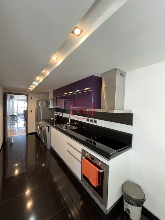 Apartamento ID.163777/Excelente-propiedad-muy-bien-ubicada,amplias-comodidades,pileta-climatizada.- - Frente al mar – Vista panorámica y ubicación inmejorable