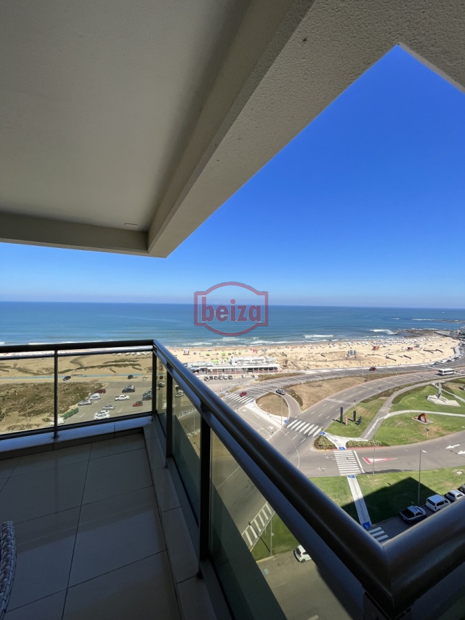 Apartamento ID.163707/Un-dormitorio--Céntrico-pero-a-100-metros-de-la-playa - IMPERIALE DIVINO DE 3 DORMITORIOS