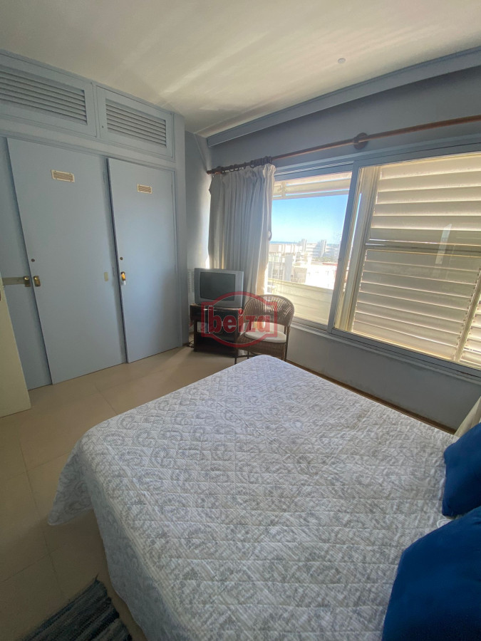 Apartamento ID.162818/Brava,-1-dormitorio-y-medio - Apartamento en Peninsula, 2 dormitorios *