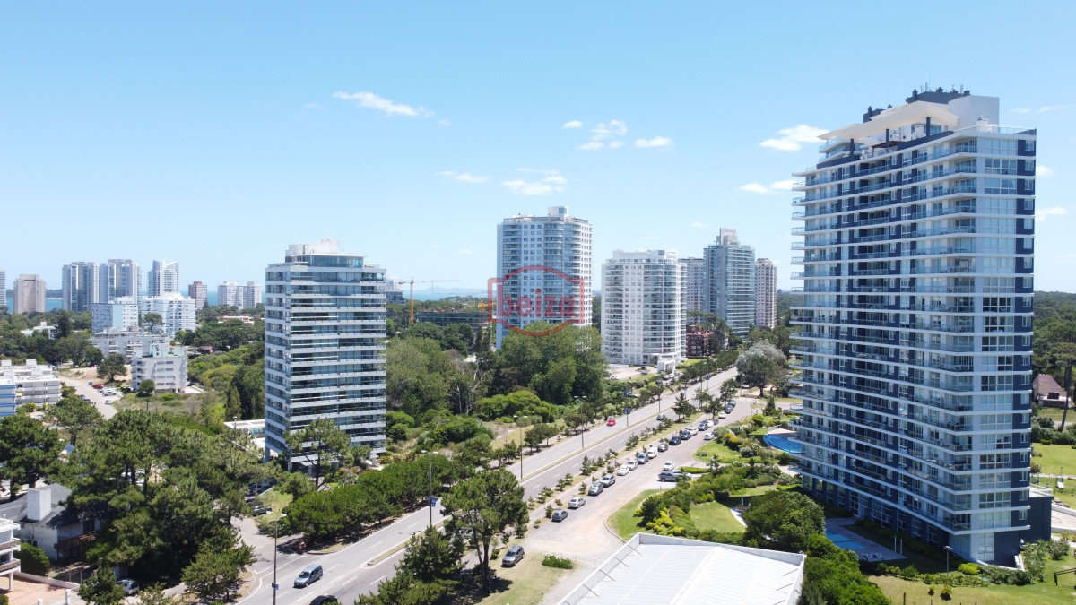 Apartamento ID.166796/2-dormitorios-y-garage-Roosevelt--Punta-del-Este - Nuevo Proyecto 