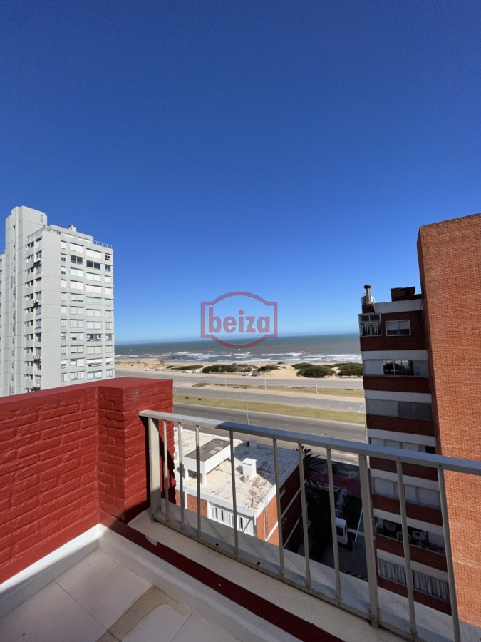 Apartamento ID.90171/Apartamento-en-Peninsula,-1-dormitorios-* - Pent House  con vista a Mansa y Brava