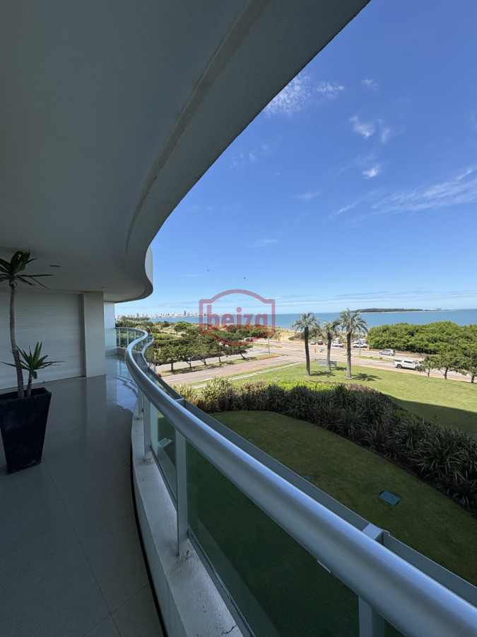 Apartamento ID.166645/apto-en-alquiler-2-dormit - Torre Aquarela 