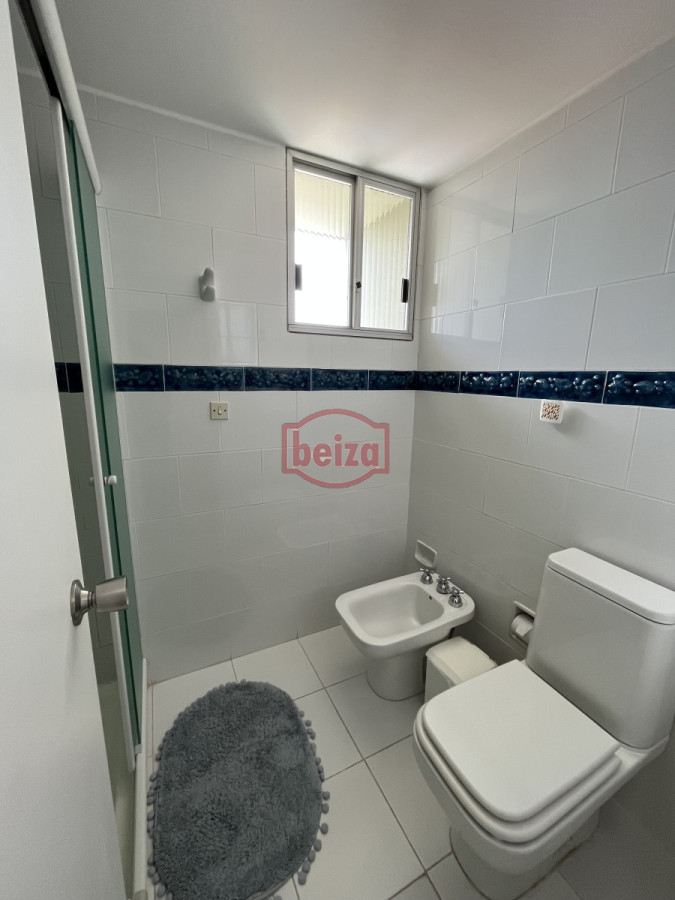 Apartamento ID.165989 - Primera línea de la Mansa. Gran apartamento. 3 Dormitorios y dependencia.
