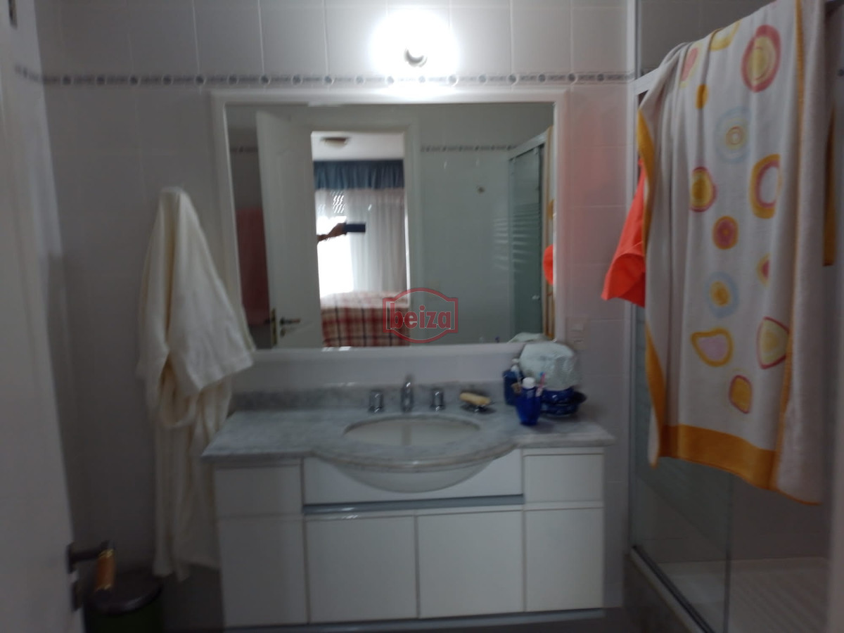 Apartamento ID.165472/Vista-directa-al-mar.-Torre-de-alta-gama - mansa venta dos dormitorios dos baños amenities