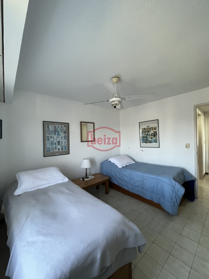 Apartamento ID.165863/Alquiler-de-depto-en-el-puerto- - Oportunidad única