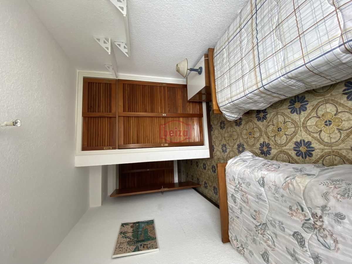 Apartamento ID.165347/-Apartamento-en-venta-frente-al-mar-Punta-del-Este - puerto alquiler 3 dormitorios y dependencia de servicio