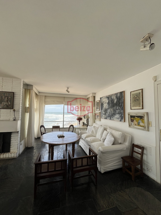 Apartamento ID.166043/Playa-Brava - Alquiler 3 dormitorios y dependencia