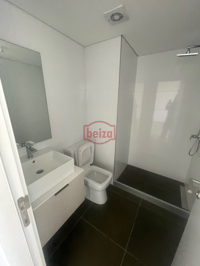 Apartamento ID.165751/Apartamento-de-1-dormitorio-en-Peninsula-,-Punta-del-este- - Venta un dormitorio en More Atlántico Punta Del Este