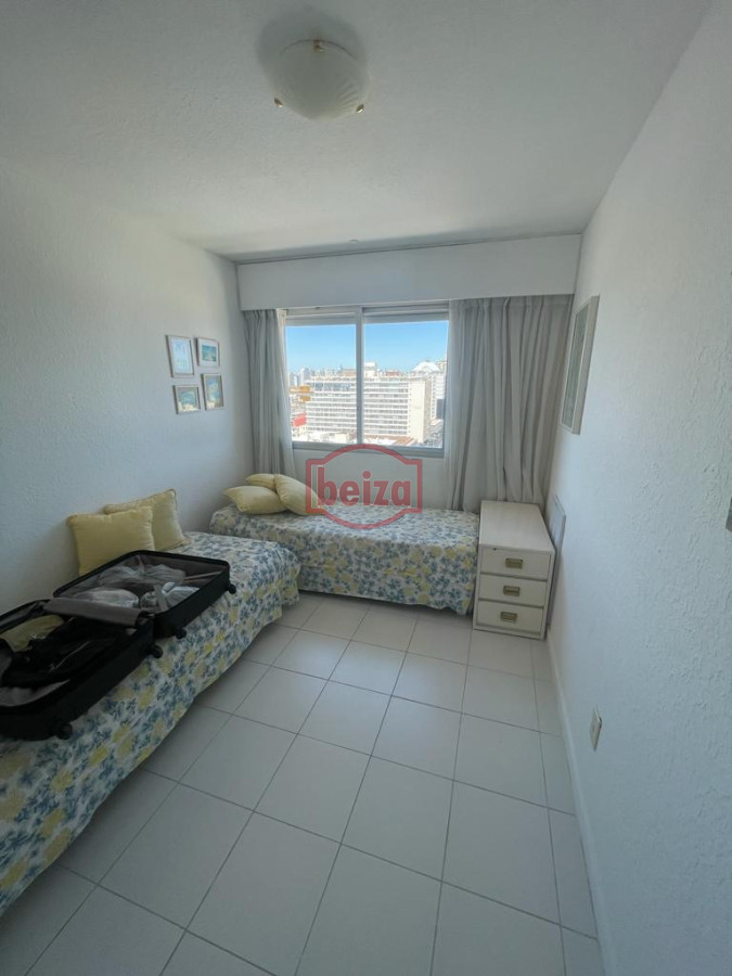 Apartamento ID.166016/Playa-Mansa-2-dormit-ALQUILER - Apartamento en el Puerto - 3 dormitorios