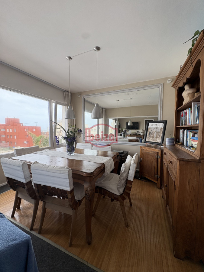 Apartamento ID.166667/Apartamento-frente-al-Mar-en-Playa-Brava - Hermoso apartamento en Punta del Este de tres dormitorios a pasos del mar 
