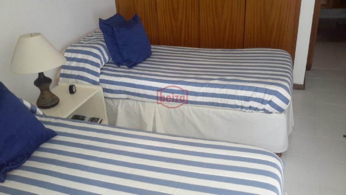 Apartamento ID.161172/Apartamento-en-Mansa,-1-dormitorio-y-medio - Apartamento en Brava, 2 dormitorios *
