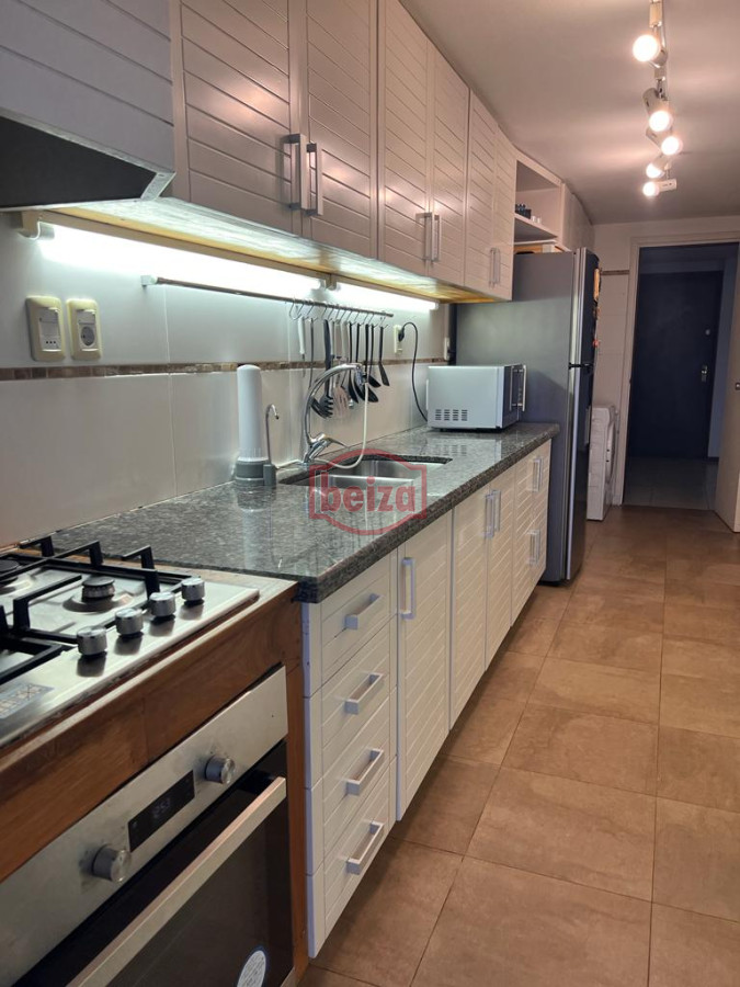 Apartamento ID.165972/Look-Brava - venta apartamento en Av. Roosevelt. 3 dormitorios.