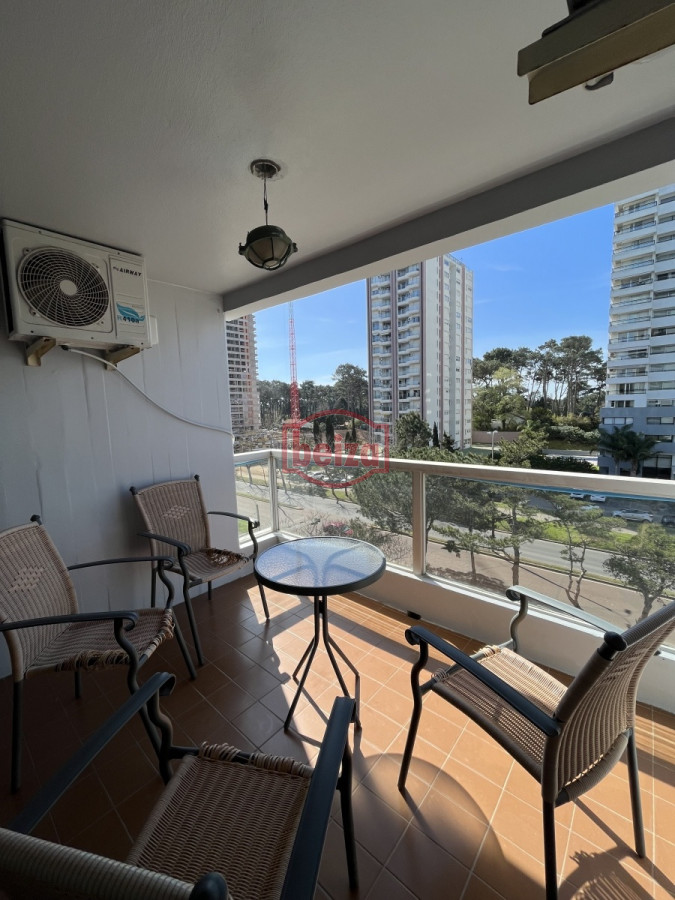 Apartamento ID.70094/Cerca-del-Puerto--Amplia-terraza - Roosevelt - Apartamento cómodo y luminoso - Edificio con Piscina