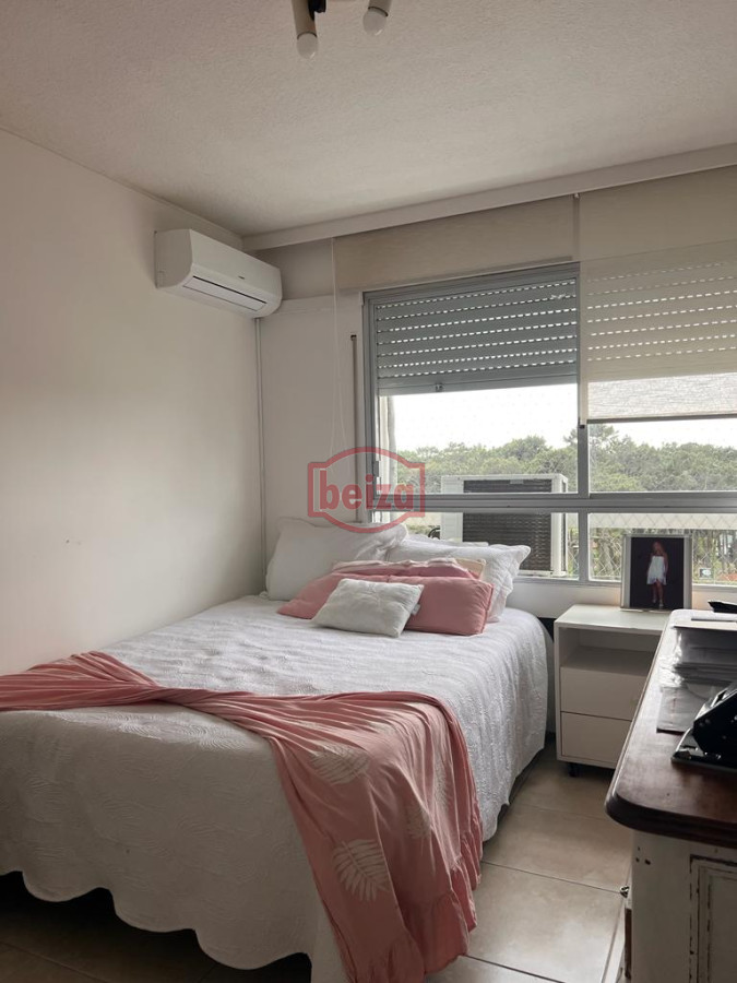 Apartamento ID.165972/Look-Brava - venta apartamento en Av. Roosevelt. 3 dormitorios.
