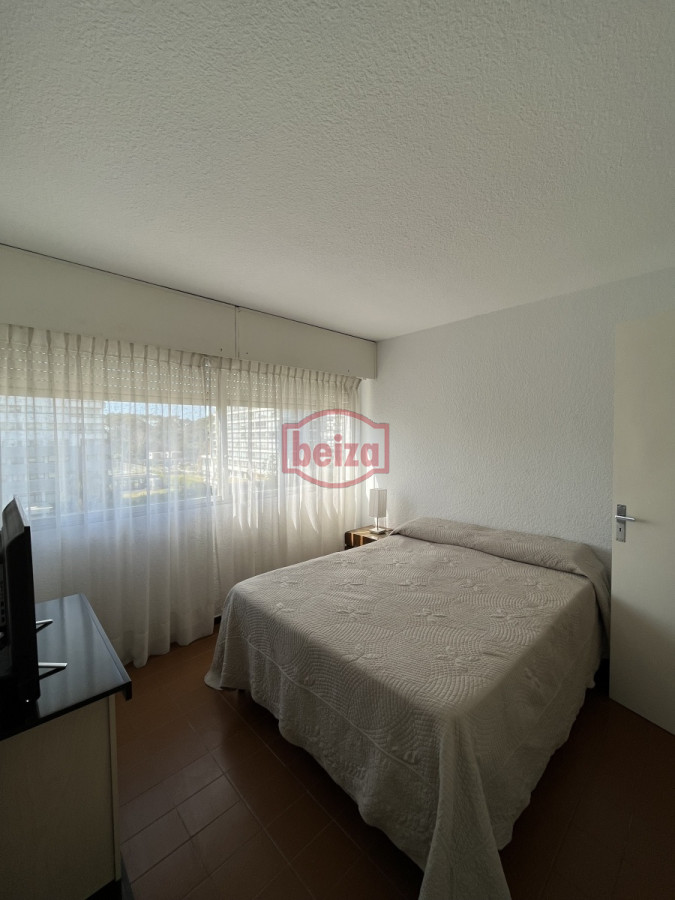 Apartamento ID.70094/Cerca-del-Puerto--Amplia-terraza - Roosevelt - Apartamento cómodo y luminoso - Edificio con Piscina