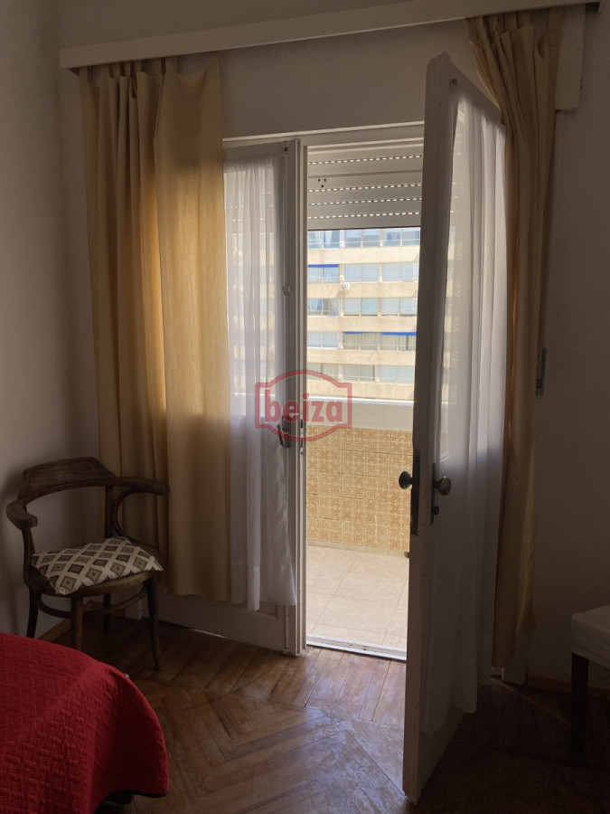 Apartamento ID.163946/Alquiler-Apartamento-1-dormitorio-en-la-Peninsula - Monoambiente sobre la playa