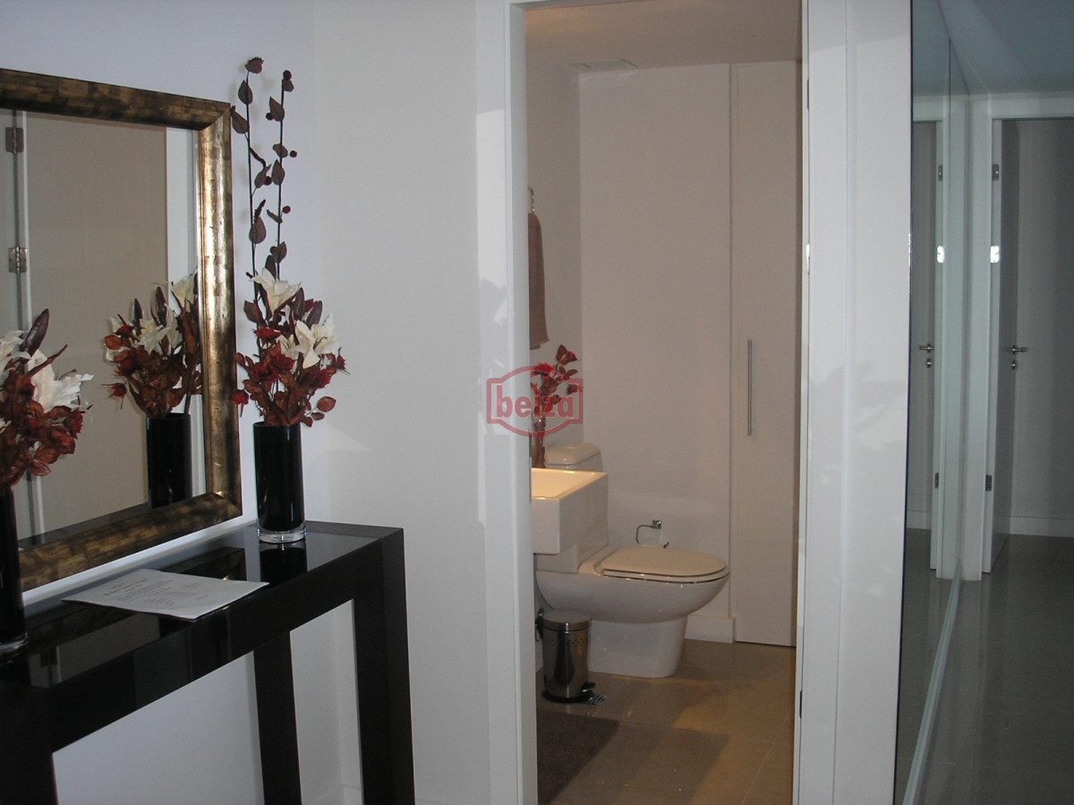 Apartamento ID.160789/Apartamento-en-Brava,-2-dormitorios-* - Mansa, 3 Suite