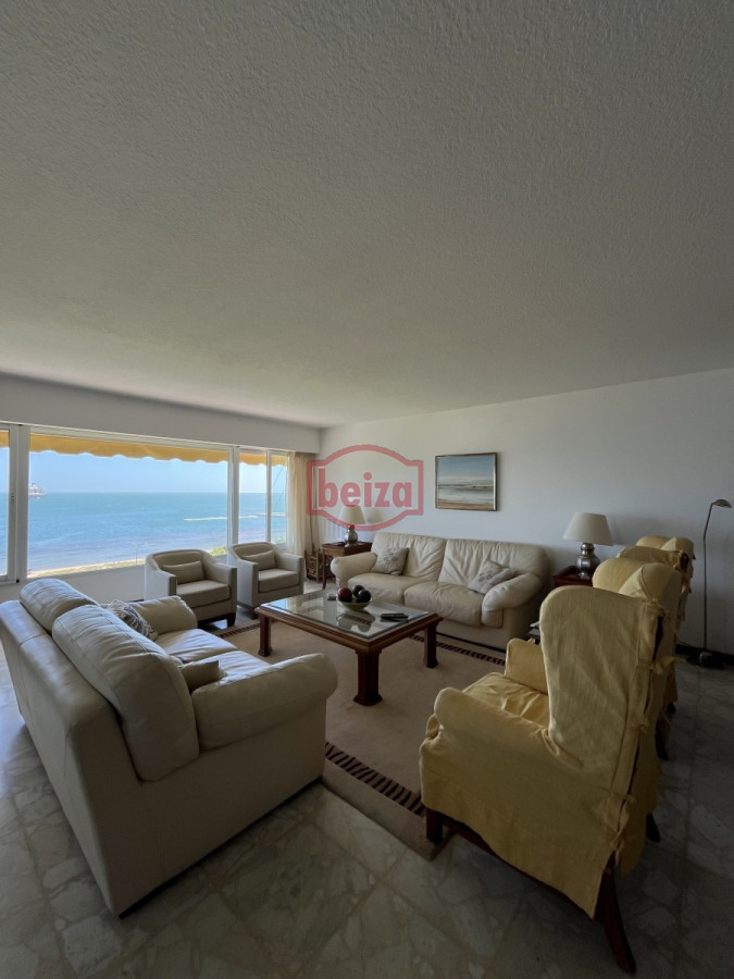 Apartamento ID.166073/En-alquiler-apartamento-de-3-dormitorios-con-amenities-y-vista-a-la-isla-y-los-dedos-garage-en-subsuelo-lavadero-mucama-piscina - Mansa frente al mar de 3 dormitorios y dependencia y parrillero