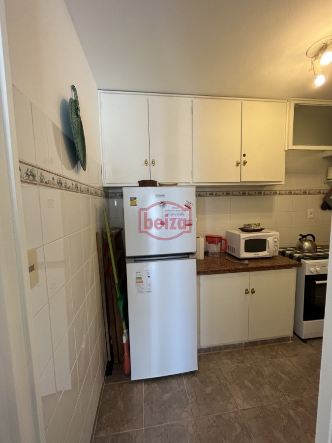Apartamento ID.10446/Apartamento-de-3-dormitorios-en-el-Puerto - A metros del puerto muy próximo a plaza de los artesanos