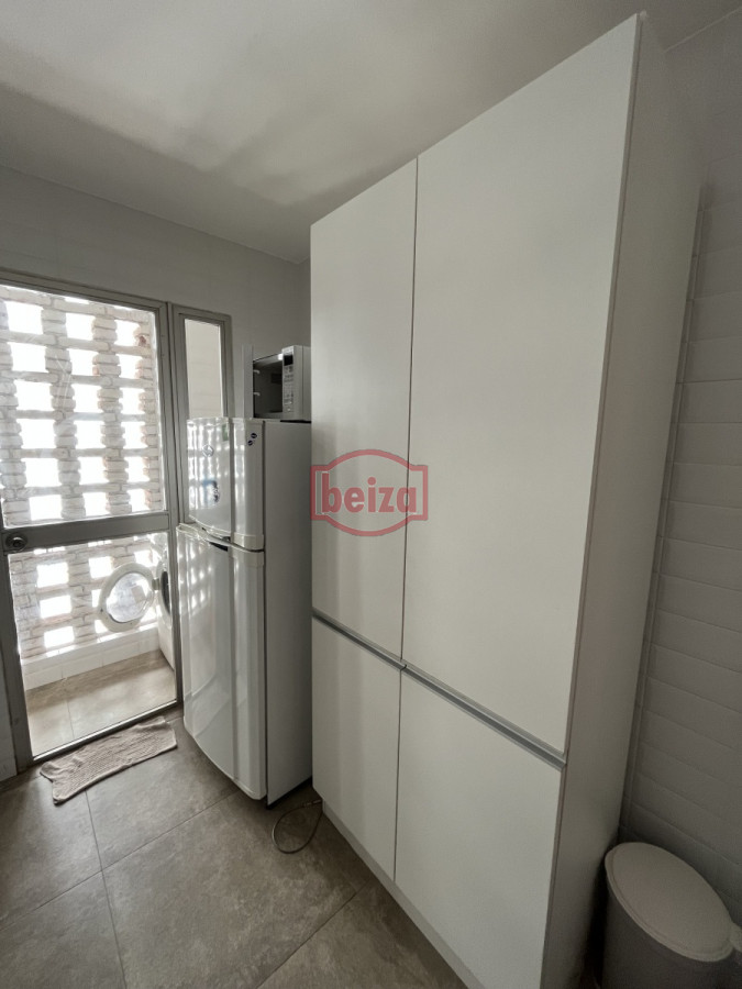 Apartamento ID.10563/Alquiler-anual-con-excelentes-amenities-y-garage-para-2-personas - Cerca del Puerto - Amplia terraza