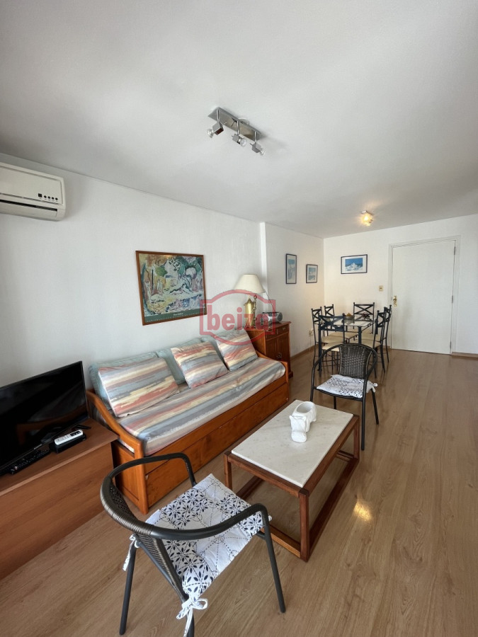 Apartamento ID.10446/Apartamento-de-3-dormitorios-en-el-Puerto - A metros del puerto muy próximo a plaza de los artesanos
