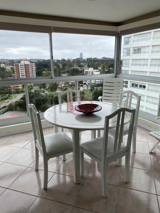 Apartamento ID.166400/Espectacular-apartamento-en-el-corazón-de-punta-del-este - Excelente departamento 