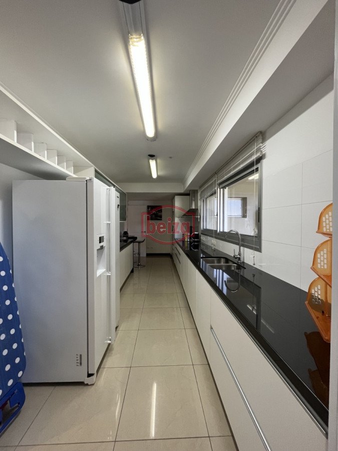 Apartamento ID.160854/Apartamento-en-Brava,-3-dormitorios-en-suite - Apartamento en Brava, 3 dormitorios en suite