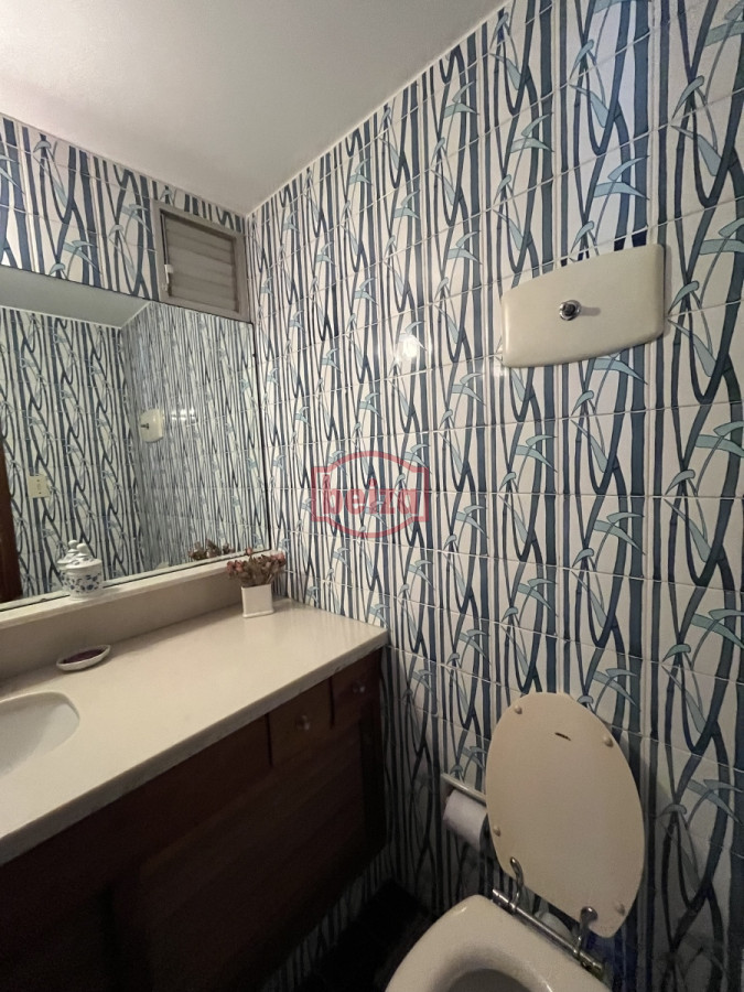 Apartamento ID.166073/En-alquiler-apartamento-de-3-dormitorios-con-amenities-y-vista-a-la-isla-y-los-dedos-garage-en-subsuelo-lavadero-mucama-piscina - Mansa frente al mar de 3 dormitorios y dependencia y parrillero