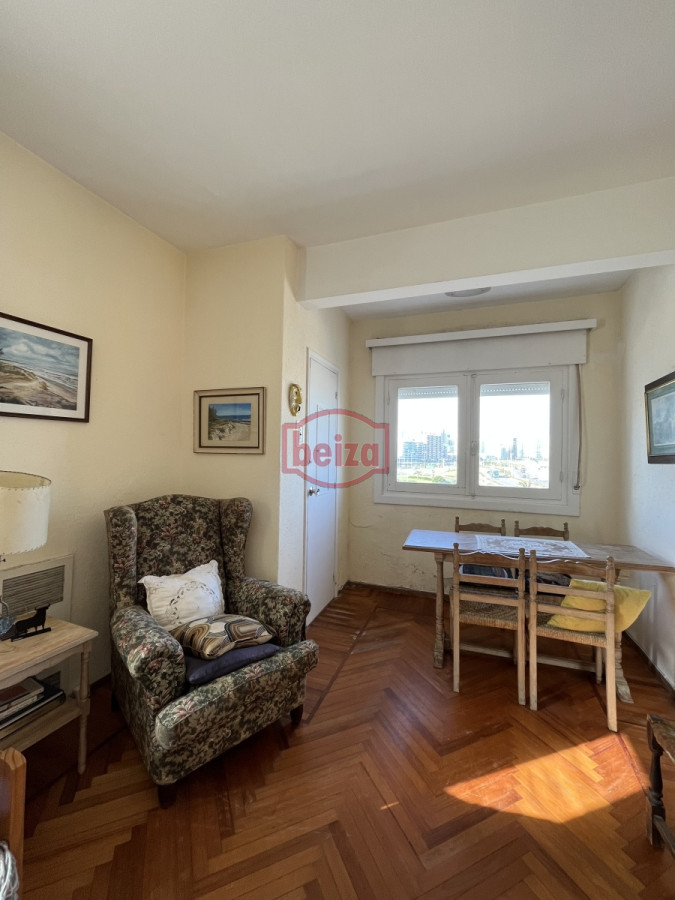 Apartamento ID.166033/Monoambiente-a-50-metros-de-la-Playa- - Alquiler un dormitorio Peninsula