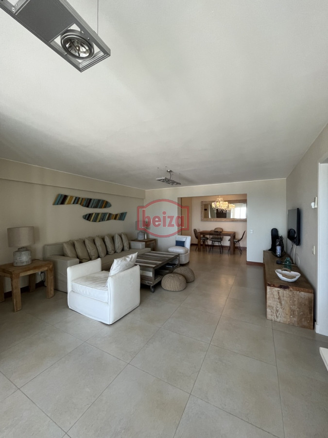 Apartamento ID.165292/Alquiler-por-temporada-de-apartamento-de-3-dormitorios-en-Punta-del-Este - Peninsuls 3 dorm