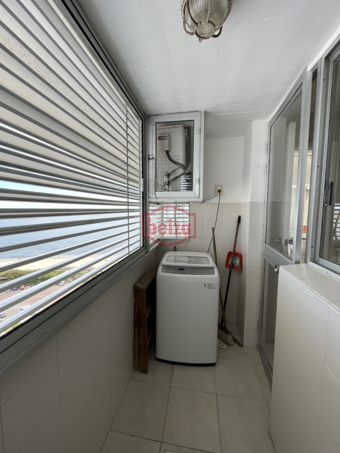 Apartamento ID.165989 - Primera línea de la Mansa. Gran apartamento. 3 Dormitorios y dependencia.