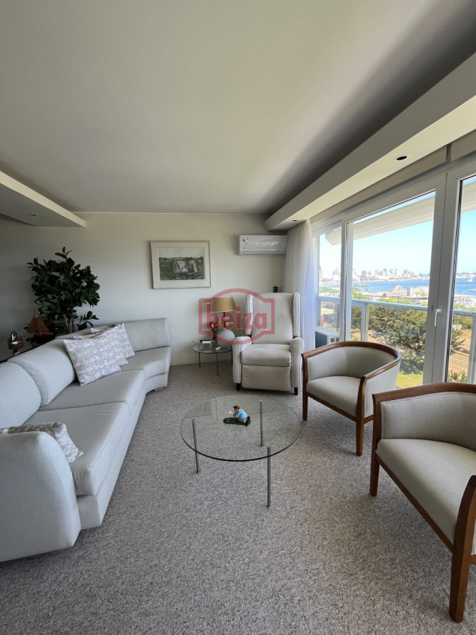 Apartamento ID.162946 - Venta 3 Dormitorios Primera fila Mansa