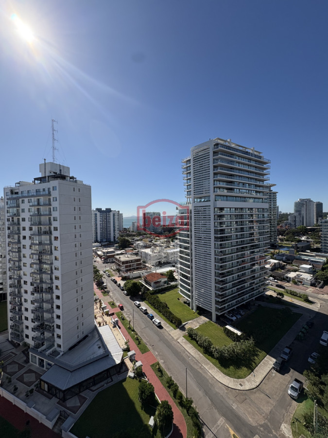 Apartamento ID.165201/Primera-linea-al-mar - Apto en brava de 3 dormit