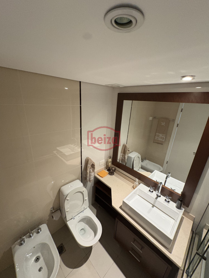 Apartamento ID.166645/apto-en-alquiler-2-dormit - Torre Aquarela 