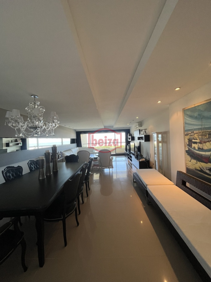 Apartamento ID.161039/Apartamento-en-Peninsula,-2-dormitorios-* - Apartamento en Brava, 3 dormitorios en suite
