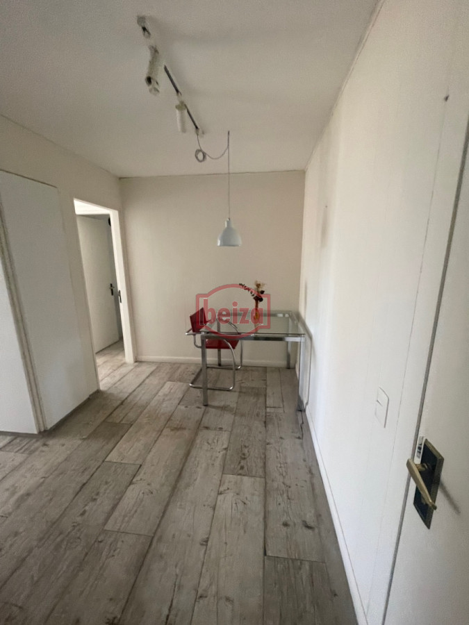 Apartamento ID.165432/Venta-de-apartamento-de-dos-dormitorios-en-Punta-del-Este - Venta apartamento 3 dormitorios más dependencia reciclado a nuevo