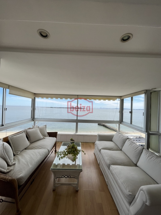 Apartamento ID.165989 - Primera línea de la Mansa. Gran apartamento. 3 Dormitorios y dependencia.