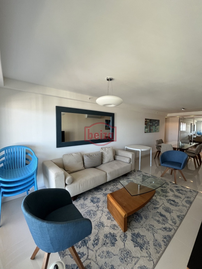 Apartamento ID.163777/Excelente-propiedad-muy-bien-ubicada,amplias-comodidades,pileta-climatizada.- - Frente al mar – Vista panorámica y ubicación inmejorable