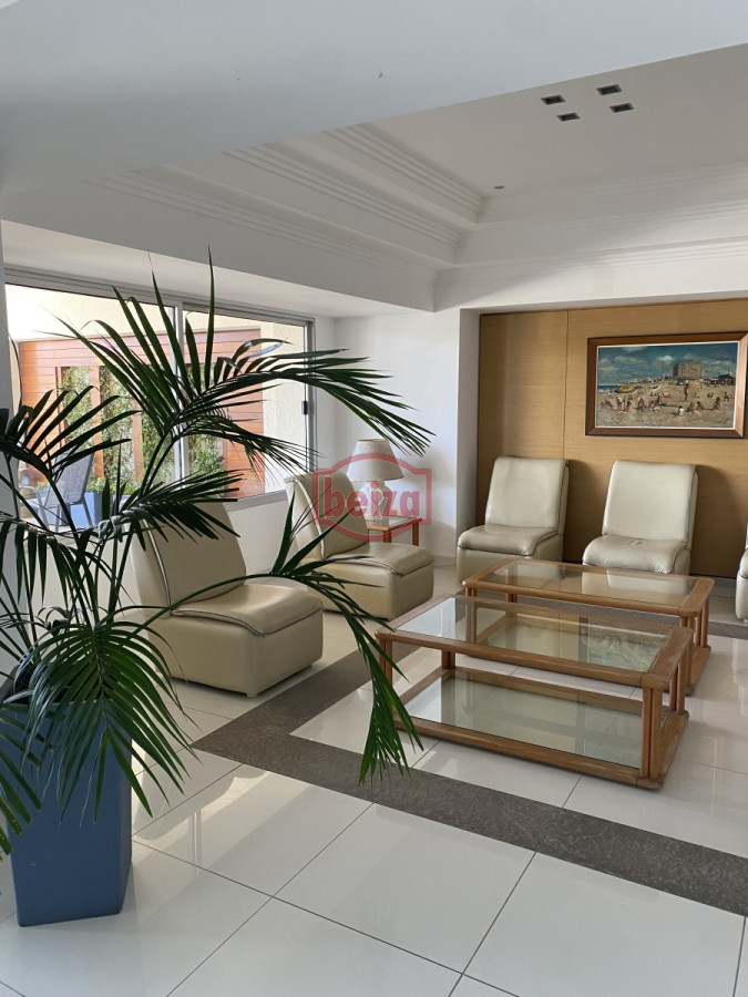 Apartamento ID.163946/Alquiler-Apartamento-1-dormitorio-en-la-Peninsula - Monoambiente sobre la playa