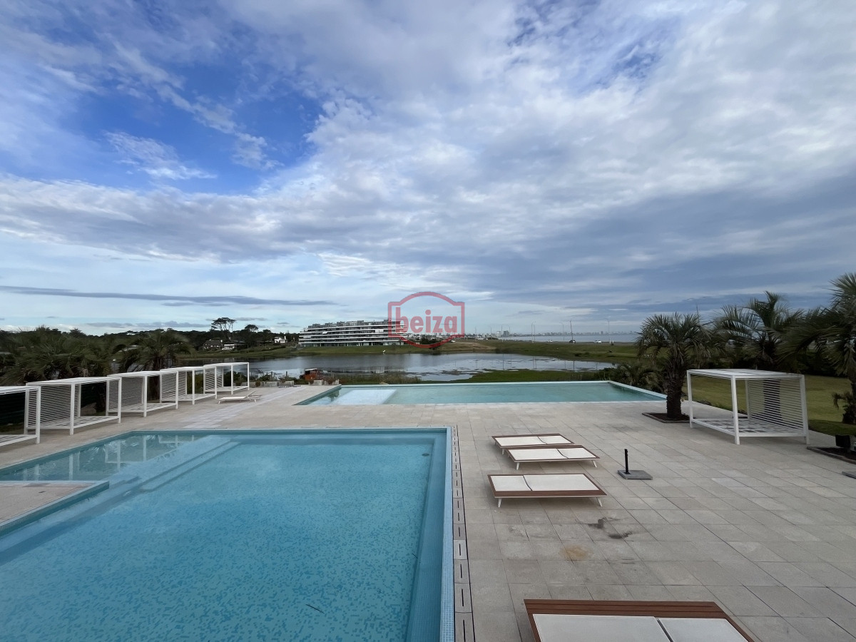 Apartamento ID.166025/Hermoso-apartamento - VENTA POSEIDON con hermosa vista - 2 dormitorios