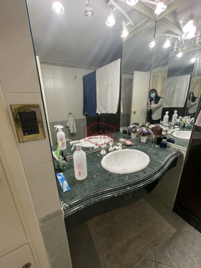 Apartamento ID.20249 - Frente al Mar en Playa Mansa – 3 Dormitorios con Vista Única