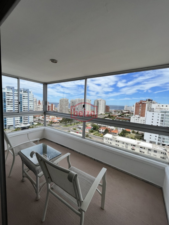 Apartamento ID.165989 - Primera línea de la Mansa. Gran apartamento. 3 Dormitorios y dependencia.