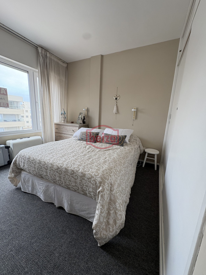 Apartamento ID.166667/Apartamento-frente-al-Mar-en-Playa-Brava - Hermoso apartamento en Punta del Este de tres dormitorios a pasos del mar 