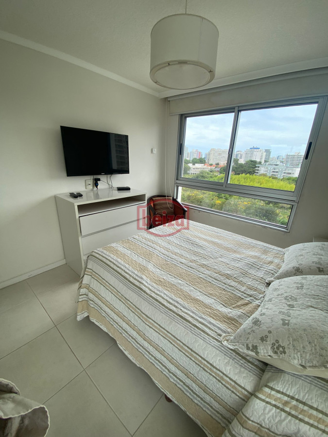Apartamento ID.162502/-Mansa,-3-dormitorios-frente-al-mar - Apartamento en Roosevelt, 1 dormitorios *