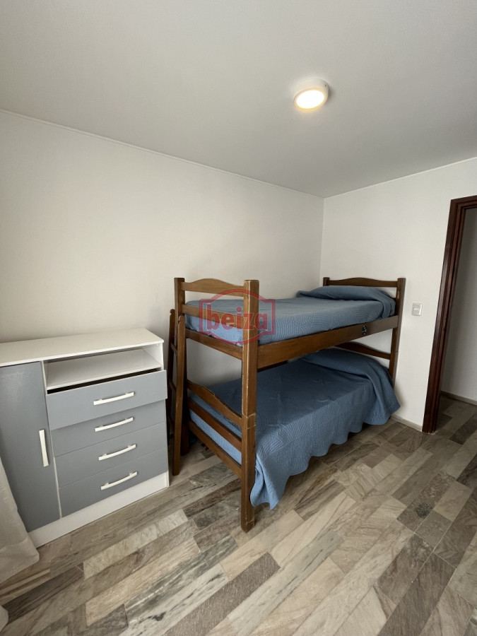 Apartamento ID.10563/Alquiler-anual-con-excelentes-amenities-y-garage-para-2-personas - Cerca del Puerto - Amplia terraza