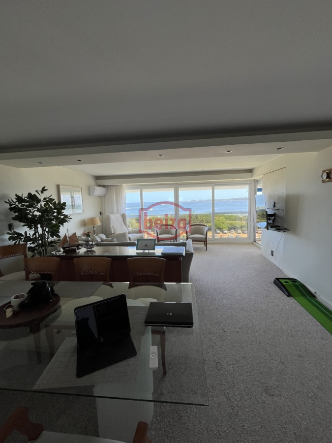 Apartamento ID.162946 - Venta 3 Dormitorios Primera fila Mansa