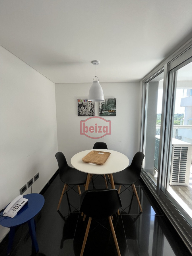 Apartamento ID.163777/Excelente-propiedad-muy-bien-ubicada,amplias-comodidades,pileta-climatizada.- - Frente al mar – Vista panorámica y ubicación inmejorable