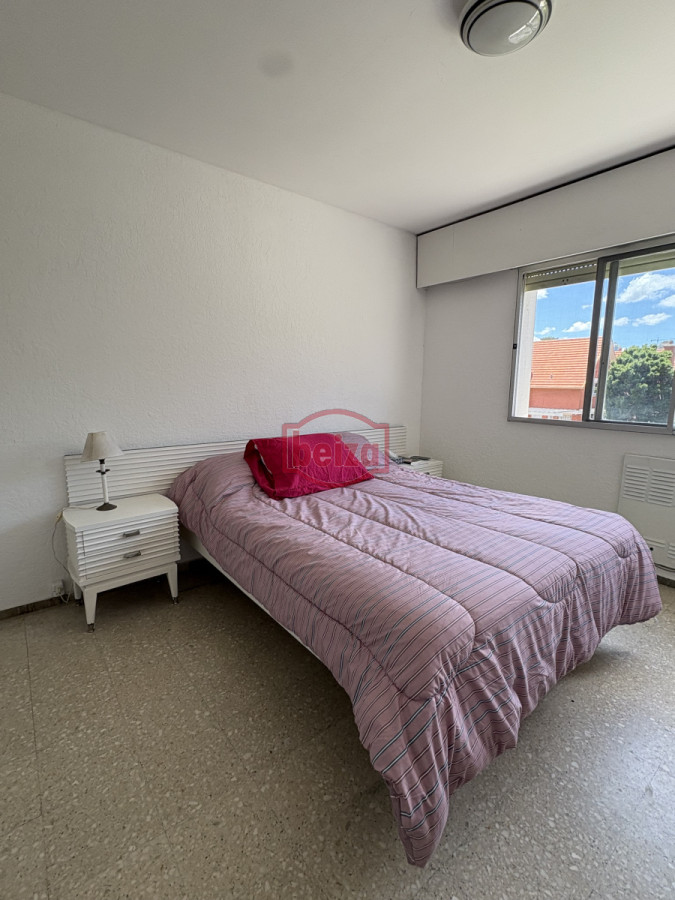 Apartamento ID.166666/un-dormitorio-frente-al-mar - Hermoso apartamento  primera fila mansa