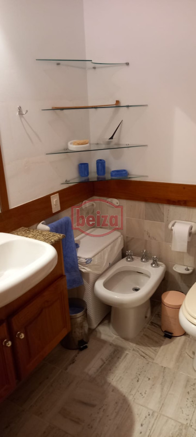 Apartamento ID.165990/Hermoso-Departamento-en-venta-en-moderna-Torre - Apartamento en Brava - Punta del Este