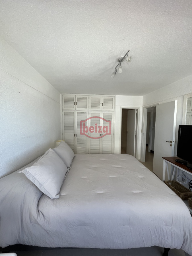 Apartamento ID.165954/El-Monoambiente-que-buscas-a-pasos-del-mar-y-con-financiación- - Venta dos dormitorios en Peninsula* 